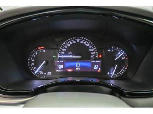 Used 2017 Cadillac XT5 Luxury w/ Driver Awareness Package image 13