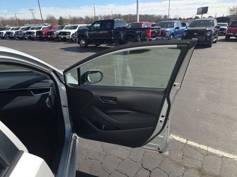 Used 2024 Toyota Corolla LE image 26