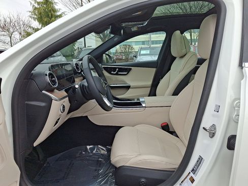 Certified 2022 Mercedes-Benz C 300 4MATIC Sedan image 13