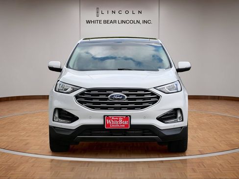 Used 2020 Ford Edge Titanium w/ Class II Trailer Tow Package AWD/4WD image 2
