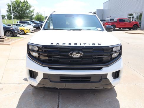 New 2026 Ford Expedition Platinum AWD/4WD image 10