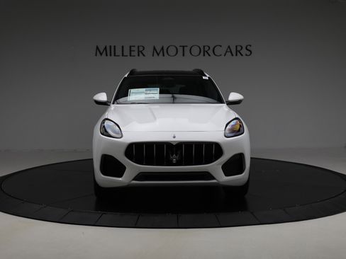 New 2025 Maserati Grecale GT image 12