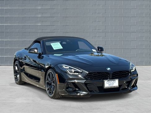 Certified 2024 BMW Z4 sDrive30i w/ Shadowloine Package image 2