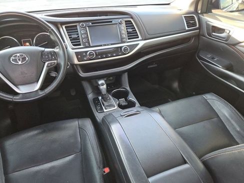 Used 2018 Toyota Highlander Limited image 33
