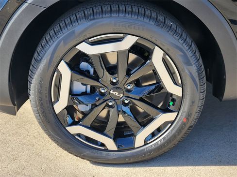 New 2025 Kia Telluride EX image 8