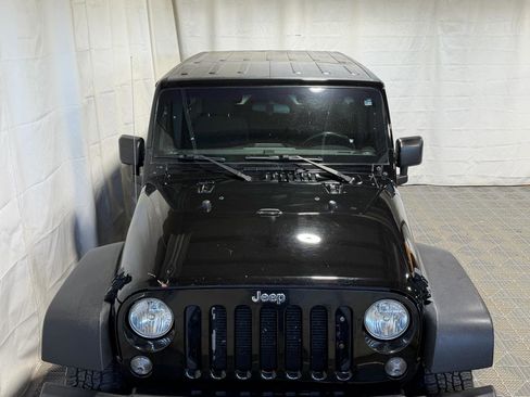 Used 2017 Jeep Wrangler Unlimited Sport w/ Connectivity Group AWD/4WD image 3