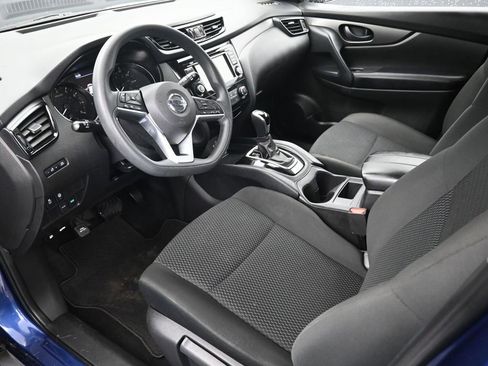 Used 2022 Nissan Rogue Sport S image 9