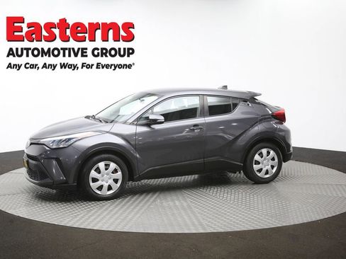 Used 2020 Toyota C-HR LE image 57