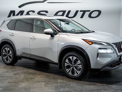 Used 2021 Nissan Rogue SV w/ Premium Package AWD/4WD image 6