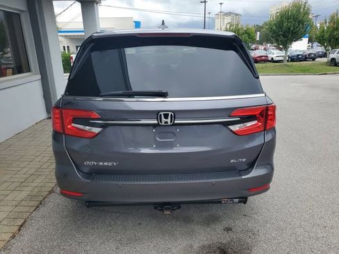 Used 2024 Honda Odyssey Elite image 9