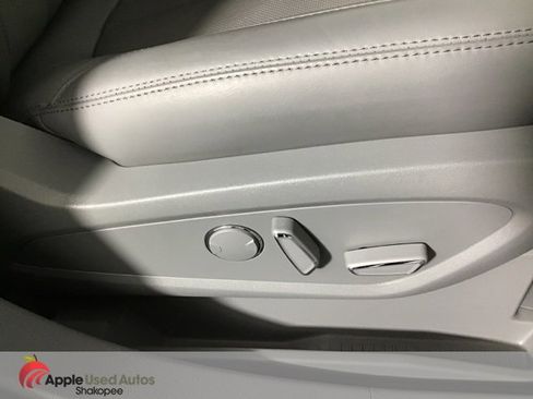 Used 2019 Lincoln Nautilus Reserve image 24