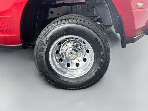 New 2026 RAM 3500 Big Horn AWD/4WD image 17