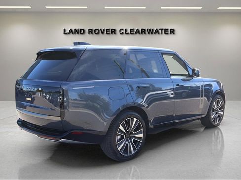 New 2026 Land Rover Range Rover SE image 5