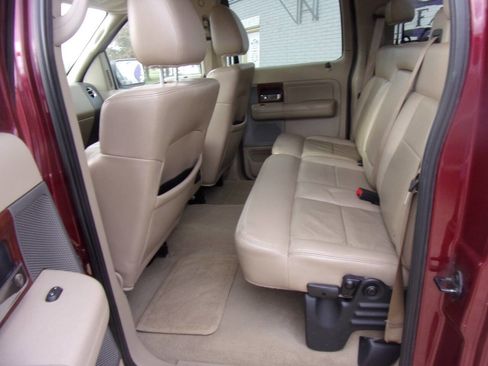 Used 2005 Ford F150 Lariat AWD/4WD image 3