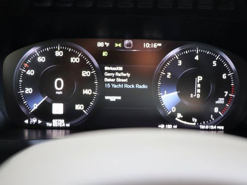 Used 2019 Volvo XC90 T6 Momentum w/ Advanced Package AWD/4WD image 14