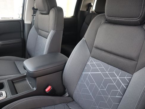 New 2026 Nissan Frontier SV w/ SV Convenience Package image 21