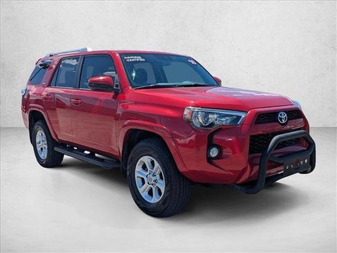 Certified 2018 Toyota 4Runner SR5 AWD/4WD image 3