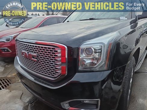 Used 2017 GMC Yukon SLT w/ Open Road Package image 1