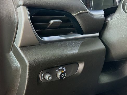 Used 2023 Chevrolet Traverse LT w/ LPO, Floor Liner Package image 10