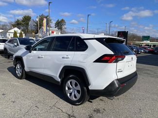 Used 2024 Toyota RAV4 LE video 3