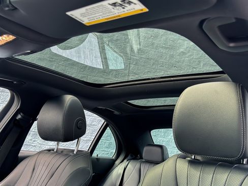 Used 2021 Mercedes-Benz E 350 4MATIC Sedan image 34