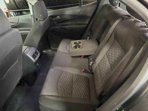 Used 2019 Chevrolet Equinox LT FWD image 14