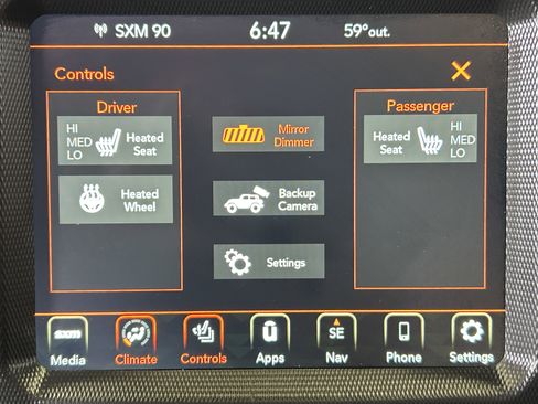 Used 2022 Jeep Wrangler Unlimited Rubicon w/ Cold Weather Group AWD/4WD image 34