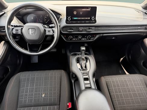 Used 2024 Honda HR-V Sport image 10
