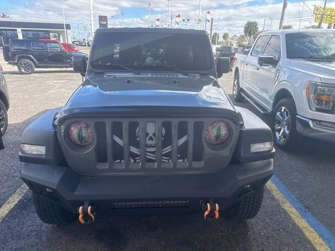Used 2019 Jeep Wrangler Unlimited Sport S image 1