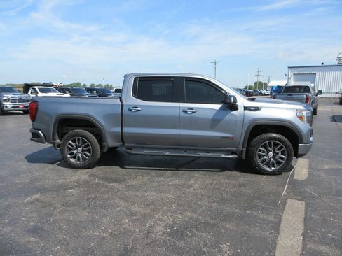 Used 2021 GMC Sierra 1500 AT4 w/ AT4 Value Package AWD/4WD image 5