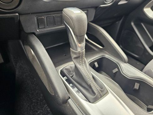 Used 2022 Nissan Frontier SV RWD image 35
