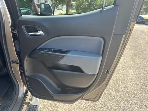 Used 2016 Chevrolet Colorado Z71 AWD/4WD image 20