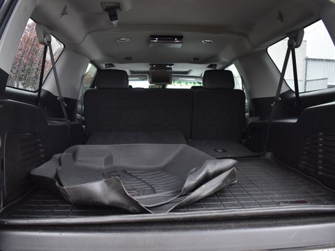 Used 2019 GMC Yukon XL SLT w/ Open Road Package image 38