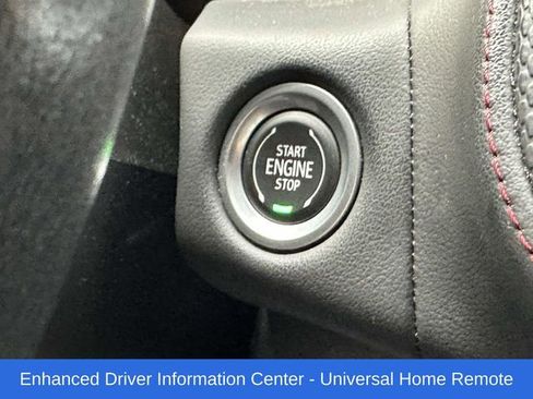 Used 2022 Chevrolet Suburban RST image 13