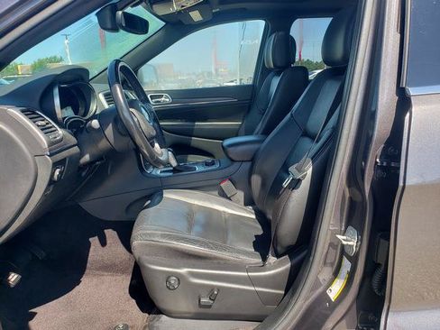 Used 2018 Jeep Grand Cherokee Limited w/ Trailer Tow Group IV AWD/4WD image 10