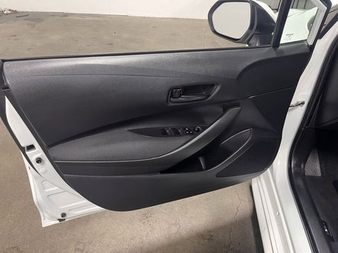Used 2023 Toyota Corolla LE image 24