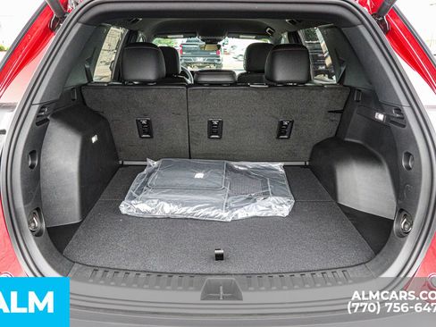 Used 2025 Chevrolet Equinox ACTIV w/ Safety and Technology Package AWD/4WD image 25