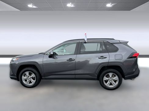 Certified 2023 Toyota RAV4 XLE w/ Convenience Package FWD image 2