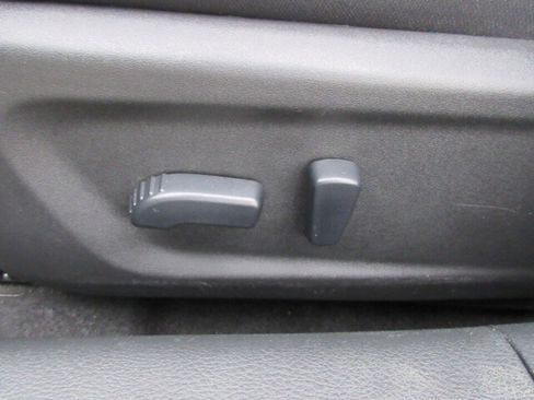 Used 2024 Nissan Altima 2.5 SV image 10