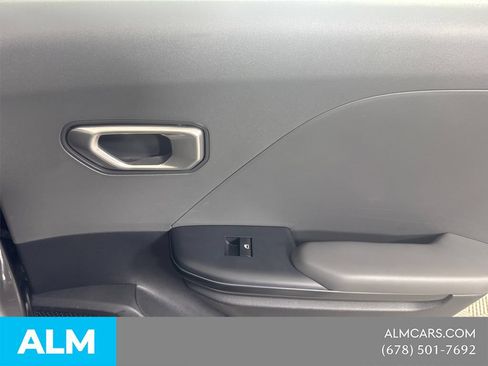 Used 2025 Kia K4 FWD image 19