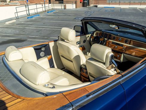 Used 2010 Rolls-Royce Phantom Drophead Coupe RWD image 97