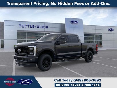 New 2026 Ford F250 Lariat w/ Black Appearance Package