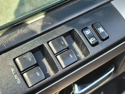 Used 2019 Toyota 4Runner SR5 Premium image 18