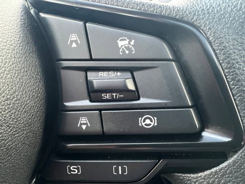 Certified 2024 Subaru Crosstrek 2.0i Premium image 22