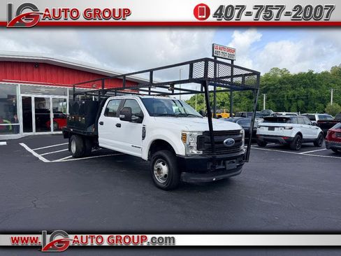 Used 2019 Ford F350 XL w/ Power Equipment Group AWD/4WD image 1
