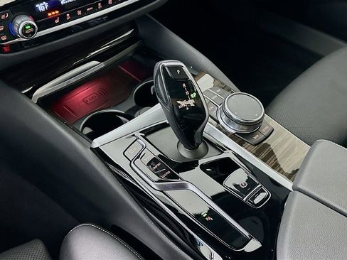 Certified 2023 BMW 540i w/ Premium Package image 17