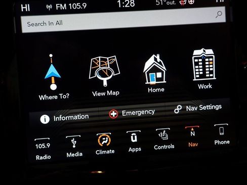 Used 2019 Jeep Cherokee Limited w/ Technology Group AWD/4WD image 5