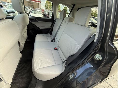 Used 2015 Subaru Forester 2.5i Premium w/ Popular Package #1 AWD/4WD image 19