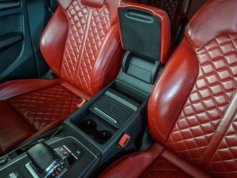 Used 2020 Audi SQ5 Premium Plus w/ Premium Plus Package image 33