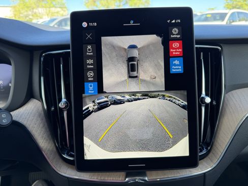 New 2026 Volvo XC60 B5 Plus w/ Protection Package AWD/4WD image 23